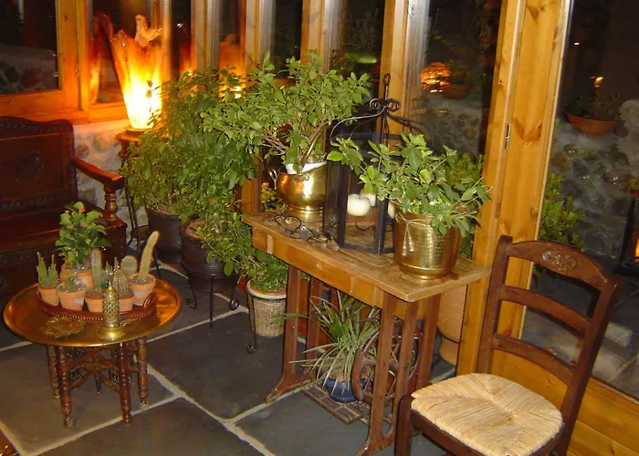 Nastou View 酒店 3*